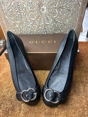 Gucci Black Leather Ballet Flats w/ Interlocking GG Buckle – Size 38